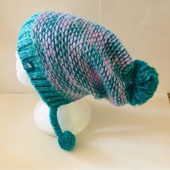 The North Face Girls Flecka Earflap Pom Pom Beanie Size M/ NWOT - Picture 2 of 10